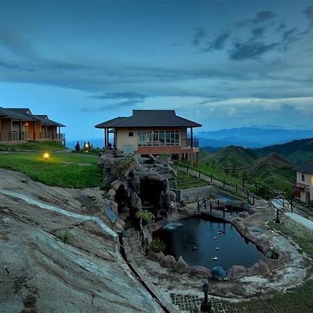 Dream World Resort Kundasang Bagian luar foto